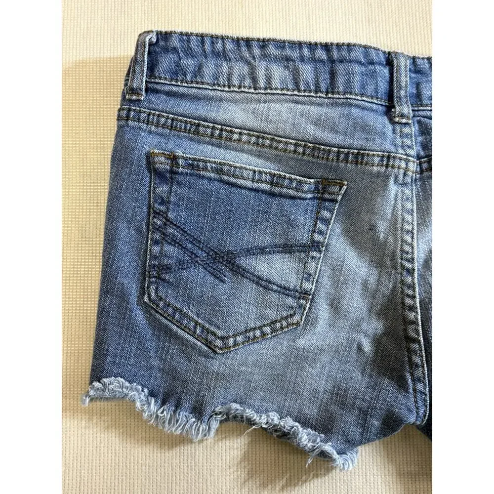 Aeropostale Shorty Blue Denim Shorts Size 6 Medium Wash Distressed Cutoff